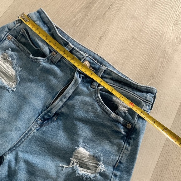 American Eagle moms straight jeans size 4 medium wash‎ high waisted school - Picture 7 of 12